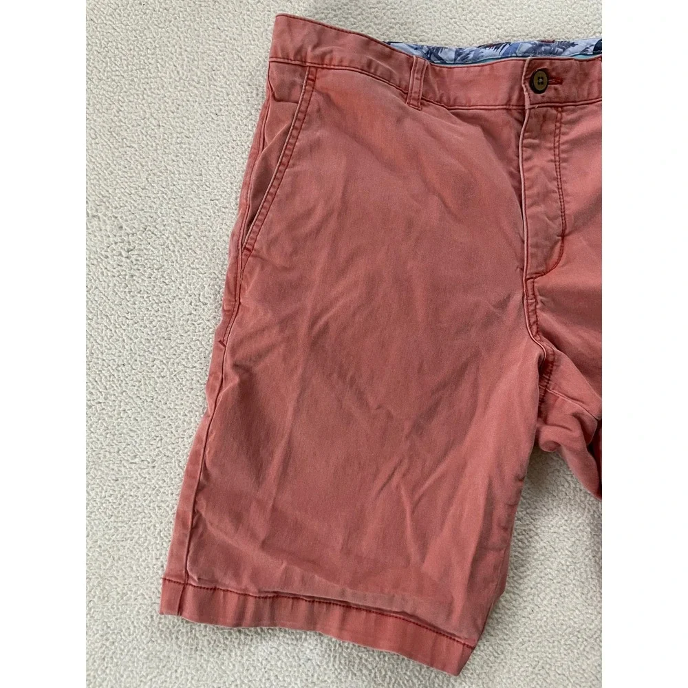 Tommy Bahama Mens 33x10 Shorts Coral Red Boracay Chino Cotton Blend Faded Salmon